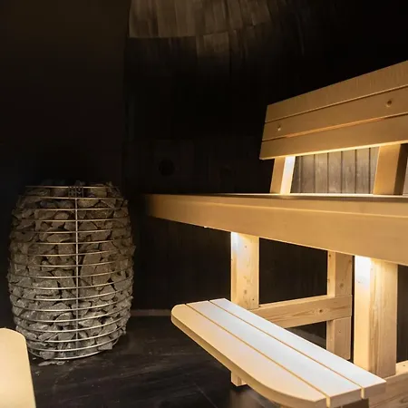 Al Fogolar & Osteria With Saunaland Otel 3*