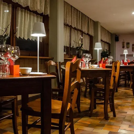 Hotel Al Fogolar & Osteria With Saunaland